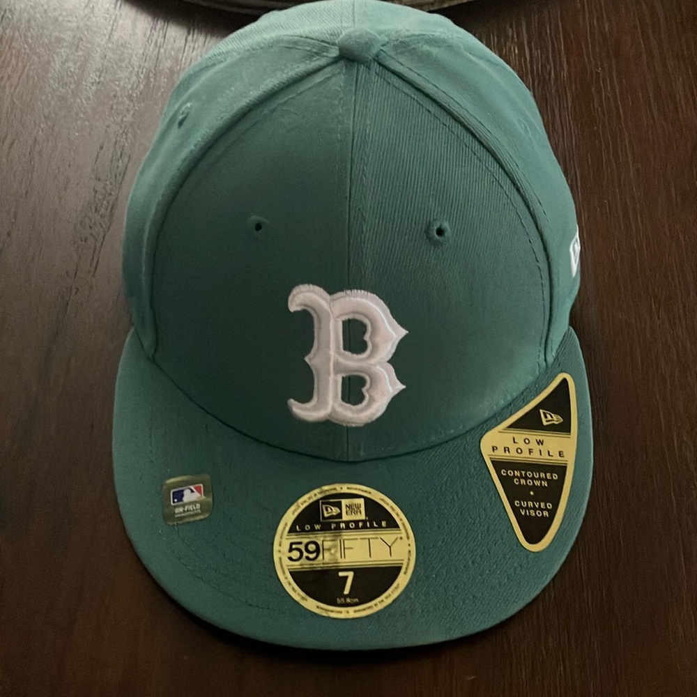 Brand new Boston Red Sox City Connect Fitted New Era Fitted size 7